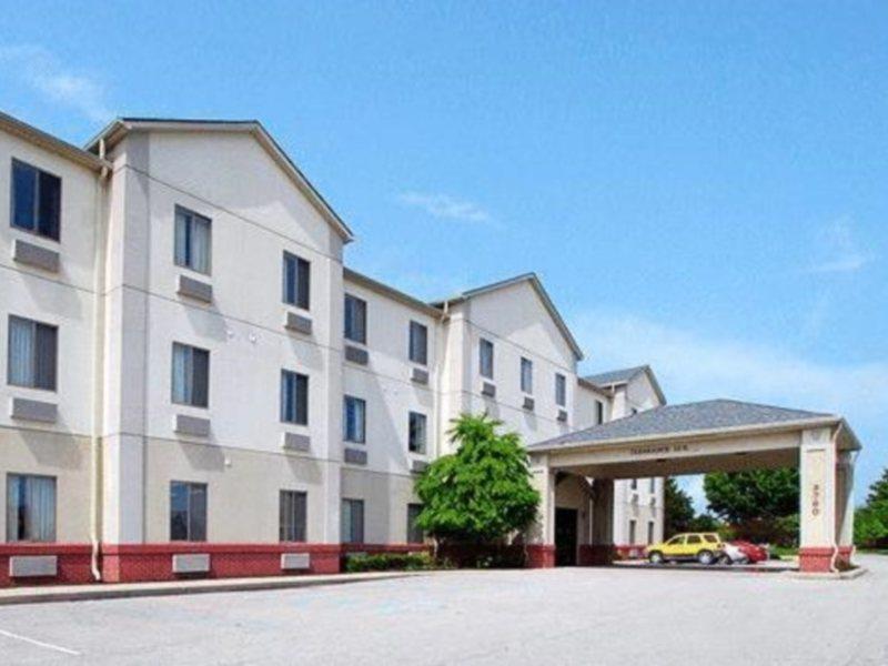 Spark By Hilton Indianapolis Northeast Фишърс Екстериор снимка